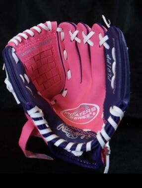 Rawlings Pink & Purple Baseball / T-Ball 9” Right Hand Glove PL91PP